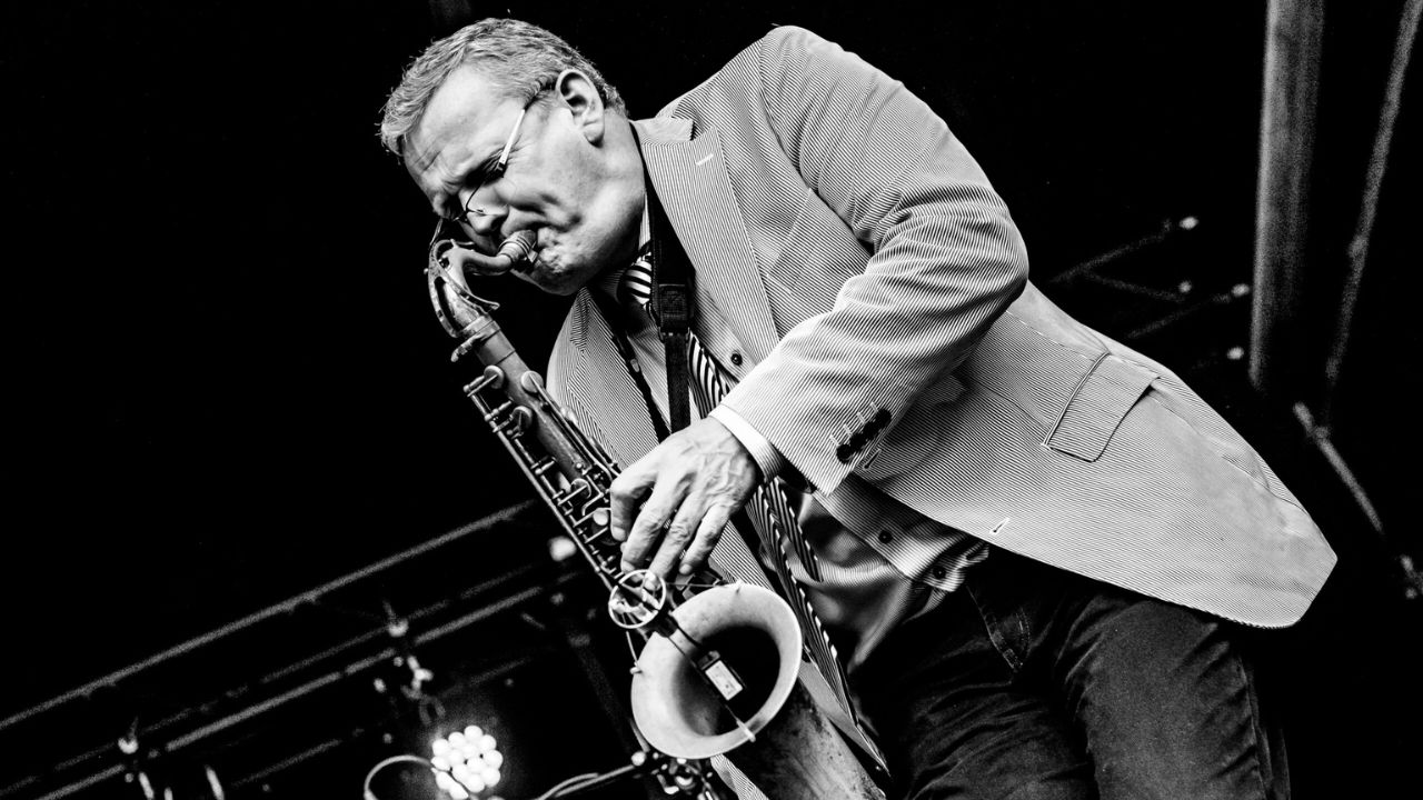 Videos - Alexander 'The Hurricane' Beets